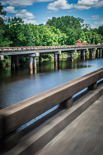 Dálnicí most přes atchafalaya povodí v Louisianě — Stock fotografie
