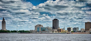 mississippi Nehri boyunca Baton rouge şehir manzarası
