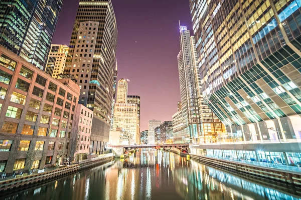 Chicago illinois skyline della città di notte — Foto Stock