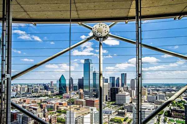 Centro de dallas texas ciudad skyline ciudad paisaje urbano día — Foto de Stock