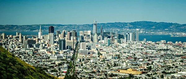 San francisco skyline del centro della città in California — Foto Stock
