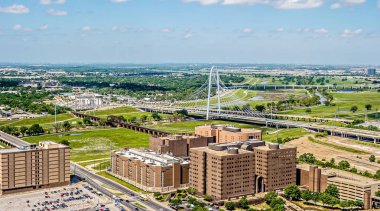 şehir merkezinde dallas texas şehir manzarası ve çevresi