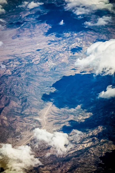 Flting over grand canyon mountains in arizona near flagstaff — Stock Photo, Image