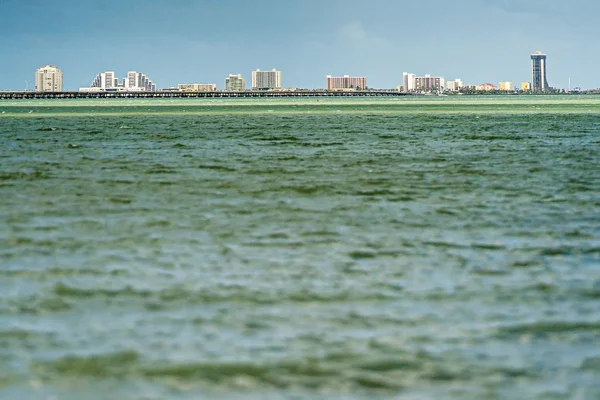 South padre island kustlijn overdag in het voorjaar — Stockfoto