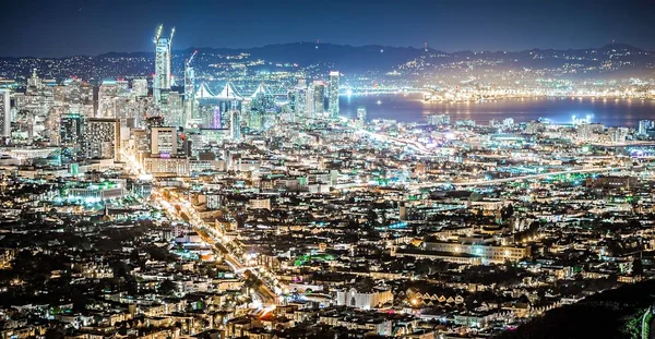 Życie nocne w san francisco w stanie Kalifornia — Zdjęcie stockowe