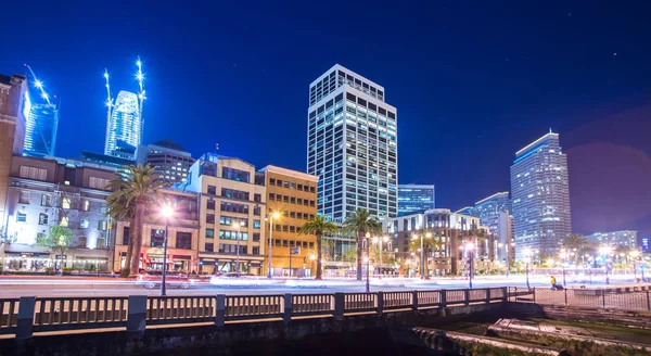 San francisco downtown city skyline at night — Stock Photo, Image