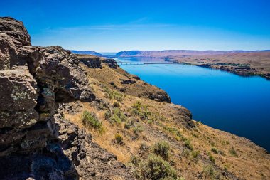 Wanapum Gölü Kolombiya Nehir yaban atları anıt ve kanyonlar