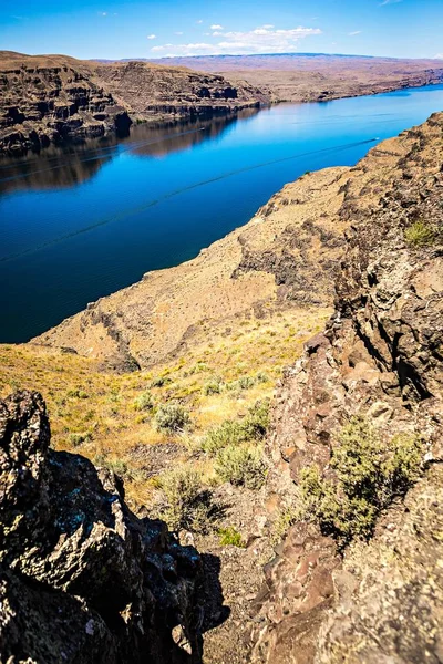 Wanapum Gölü Kolombiya Nehir yaban atları anıt ve kanyonlar