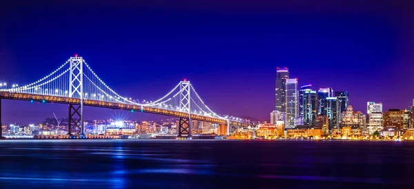 Окленд бухти міст переглядів поблизу Сан-Франциско, Каліфорнія в зл — стокове фото