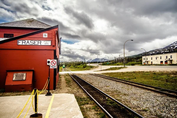 Поезд для пассажиров на поезде Fraser british columbia sta — стоковое фото