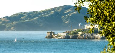 San francisco defne california Alcatraz tarihi ünlü hapiste