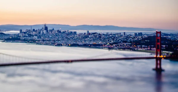 Zlatý hradní most San Francisco Kalifornie západní pobřeží východ slunce — Stock fotografie