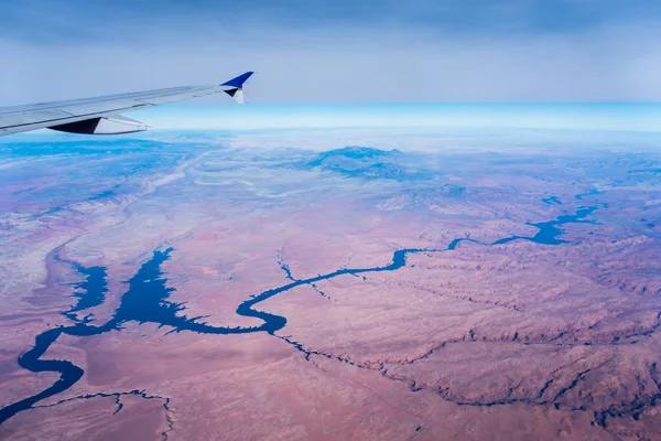 Grand canyon arizona uitzicht vanuit een vliegtuig — Stockfoto