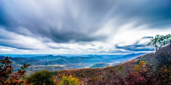 ノースカロライナの山々 の美しい秋の風景 — ストック写真