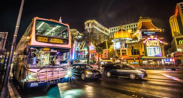 ラスベガス ネバダ都市のスカイラインとラスベガス ストリップ夜 — ストック写真