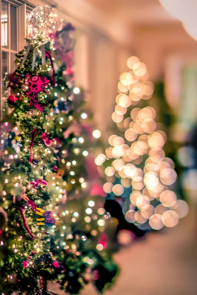 Albero Natale Decorazioni Con Profondità Campo Poco Profonda — Foto Stock