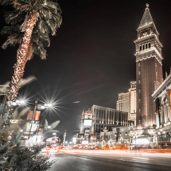 ラスベガス ネバダ都市のスカイラインとラスベガス ストリップ夜 — ストック写真