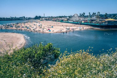 Santa cruz california plaj ve kıyı şeridi bahar