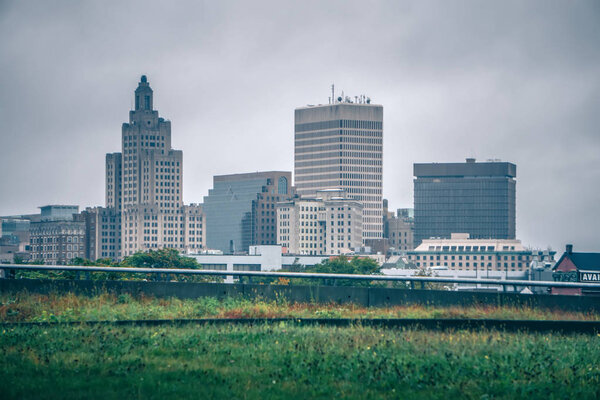 сцены вокруг Провиденса Род-Айленд осенью
