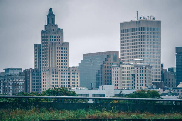 сцены вокруг Провиденса Род-Айленд осенью
