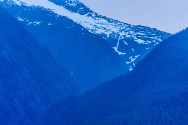 Bela paisagem nas montanhas do Alasca — Fotografia de Stock