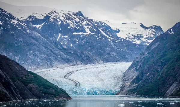 Sawyer Gleccser Tracy kar Fjord Alaszkában földnyelv — Stock Fotó