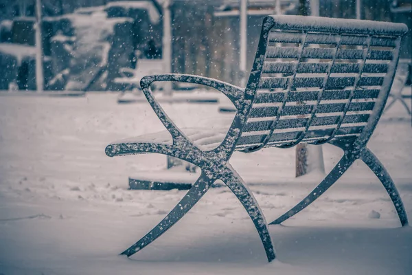A következő reptér környékén: charlotte város utcáin a Észak-Karolinában ritka téli mix — Stock Fotó