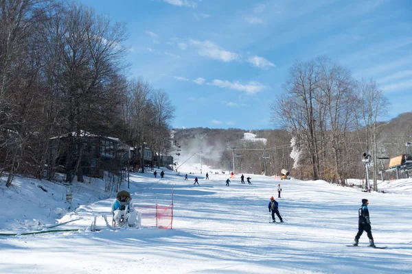 Vues panoramiques autour de la station de ski de montagne de sucre en Caroline du Nord — Photo