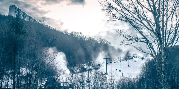 Malerische aussichten rund um zuckerberg skigebiet im norden carolina — Stockfoto