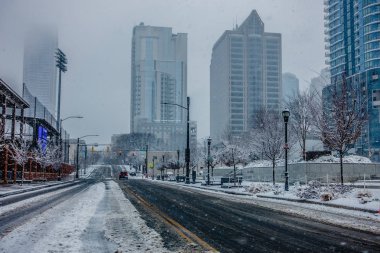 charlotte şehir sokaklarını Kuzey Carolina'da çevresinde nadir Kışlıklar mix