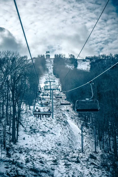 Vista panoramica intorno alla stazione sciistica di montagna zucchero nel nord carolina — Foto Stock