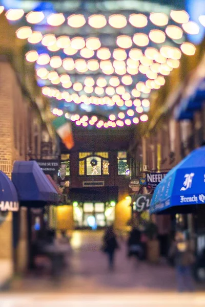 Navidad luces decoraciones navideñas alrededor de Charlotte North caro — Foto de Stock