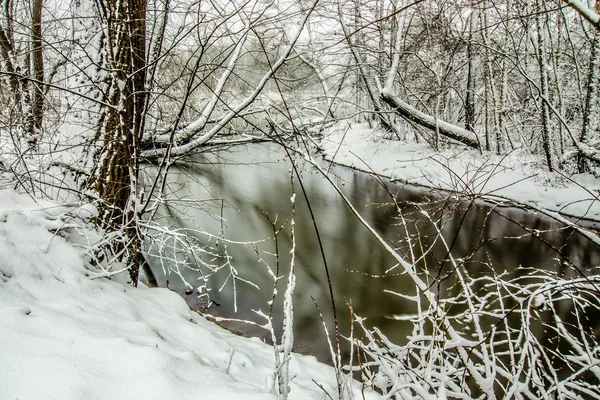 Snötäckta landskap i Belmont North Carolina längs Catawba — Stockfoto