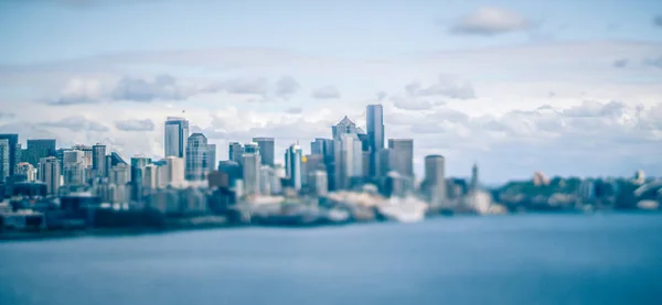 Port de Seattle et des jetées et environs par une journée ensoleillée — Photo