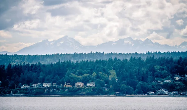 Paisagem em torno da cidade alasca de ketchikan — Fotografia de Stock