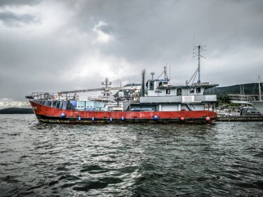 Juneau, Alaska yakınındaki ticari Yengeç balıkçı teknesi