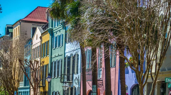 Rainbow row street in charleston south carolina — Stock Photo, Image