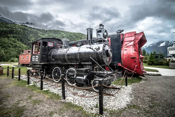 Old snow plow museum train locomotive in skagway alaska — Stock Photo, Image