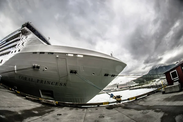 Hermoso paisaje de crucero de Alaska — Foto de Stock