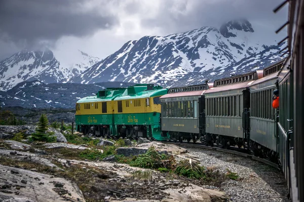 Treno panoramico da Skagway a White Pass Alaska Fotografia Stock