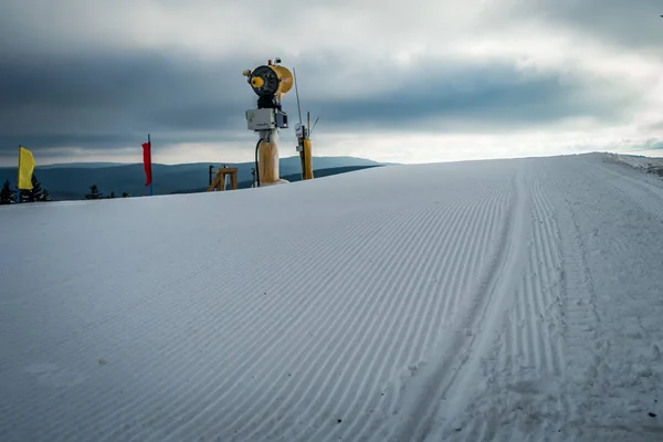 靴山西部弗吉尼亚冬季滑雪季节场景 — 图库照片