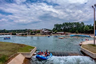 Charlotte North Carolina 'daki Natinal Whitewater Merkezi.