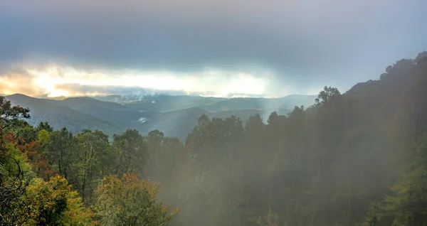 Ochtend Zonsopgang Ove Blauwe Bergrug Parkway Bergen — Stockfoto