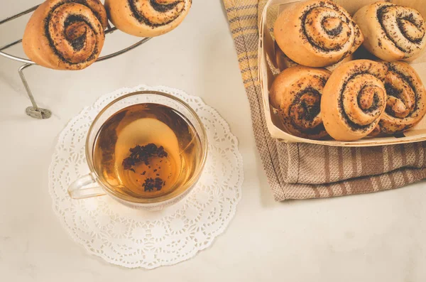 Breakfast Whith Rolls Poppy Glass Cup Whith Tea Breakfast Whith — Stock Photo, Image
