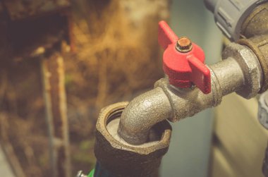 su vanası duvar/vinç su için kapaklı içinde. Tonda. Üstten görünüm