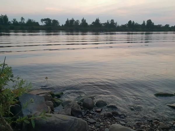 Krajobraz Rzeki Lecie — Zdjęcie stockowe