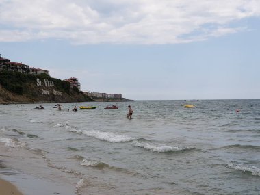 Yazın deniz manzarası