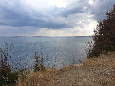 Karadeniz kıyı manzarası 