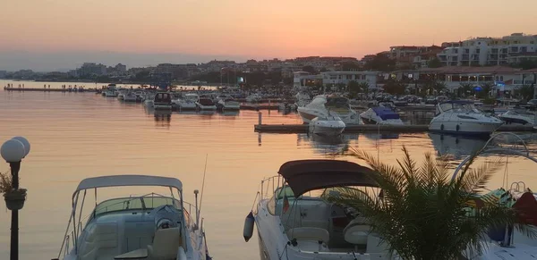 Limanda Günbatımı Deniz Manzarası — Stok fotoğraf