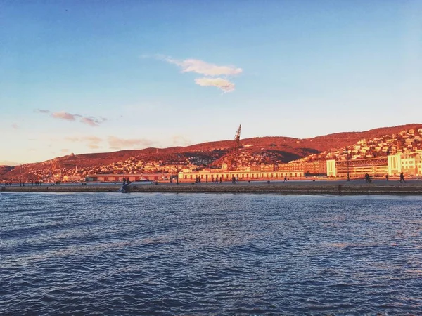 Talya Trieste Gün Batımında Deniz Manzarası — Stok fotoğraf